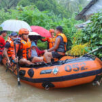 Up to 11 reported dead as Tropical Storm Yagi lashes Philippines