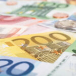 EUR/USD dips as German inflation falls, ECB rate cut looms