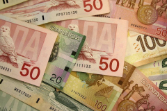 USD/CAD rallies to three-week high as BoC’s dovish position