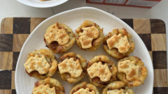 Victoria Minnell makes potato gem meat pies!