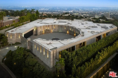 Amazing James Bond-Style Lair Hits the Market in Los Angeles for a ‘Jaws’-Dropping $68 Million