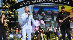 Fans rip Irish vocalist Ronan Keating to shreds after Melbourne Cup efficiency