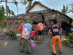 Greatest alert level raised as Philippines braces for Super Typhoon Usagi