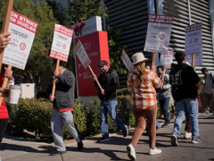 Union employees picket for 3rd day at Las Vegas gamblingestablishment with no talks slated