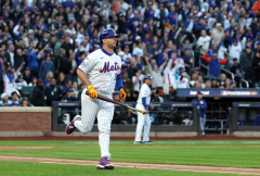 New Report Links Mets’ Pete Alonso to NL East Rival