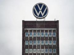 VW wage deal for 120,000 German workers avoids layoffs, plant closures