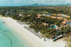 Radisson Hotel Group strengthens its Indian Ocean existence with the opening of Crystals Beach Resort Belle Mare, a member of Radisson Individuals