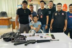 Drug trafficker arrested in southern Thailand with assault rifle, speed pills