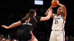 UConn’s Sarah Strong and 4 other electric women’s college basketball freshmen you can’t ignore