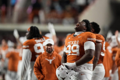 Texas Longhorns DT Sydir Mitchell Re-Enters NCAA Transfer Portal