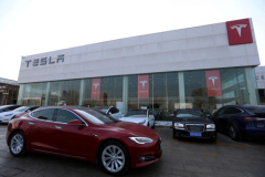 Tesla’s China sales rise to record high