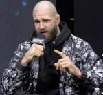 UFC 311: Jiri Prochazka shaved his head in support of fan fighting cancer