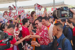 Thaksin urges Chiang Mai voters to achieve landslide win