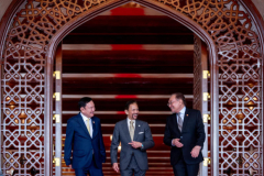 Thaksin and Anwar meet Brunei leader