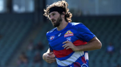 Western Bulldogs captain Marcus Bontempelli suffers calf injury minutes into practice match