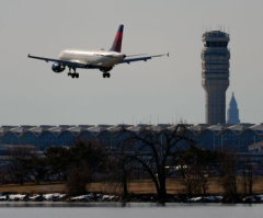 Planes forced into ‘go-arounds’ after Army helicopter’s ‘scenic’ route to Pentagon