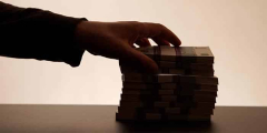 Woman Stole $60K from Fred Meyer to Fuel Gambling Habit