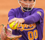 LSU softball beats Mississippi State in first SEC Tournament game