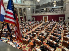 Missouri poised to become first U.S. state to exempt stock sale profits from income taxes