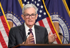 Trump renews criticism of Fed’s Powell for not cutting rates