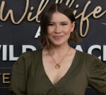 ‘That thing’s gotta come out’: Bindi Irwin misses Steve Irwin Gala to undergo surgery