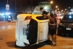 Police arrest fleeing vape sellers after car overturns