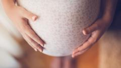 Pregnant women warned against using weight-loss jabs