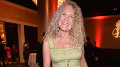 Walmart’s Billionaire Heiress Buys Full-Page Ad Urging People To ‘Mobilize’ At June 14 Anti-Trump Protests