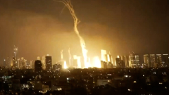 Projectile hits central Tel Aviv amid warning of Iranian retaliation