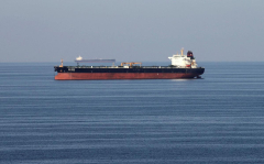 Iran government moves to block major oil, gas route