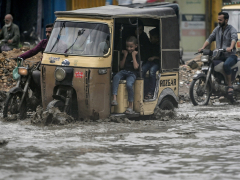 Death toll rises after Pakistan hit by flash floods and heavy rains