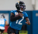 Jaguars’ Tony Khan weighs in on what Travis Hunter’s playing time may look like