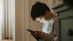 Government considers social media time limits for children