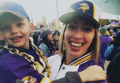 Vikings Fans Expect to See Golden Boy Early and Often