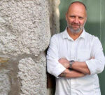 Internationally renowned chef, Simon Rogan teaches us how to make one of his delicious desserts and speaks about his exciting new residency bringing his Michelin-starred menu Down under