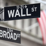 U.S. stock futures rise as investors eye more earnings and tariff news