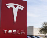 A crypto crutch for Tesla? How a 30% Bitcoin rally is propping up a challenging earnings picture