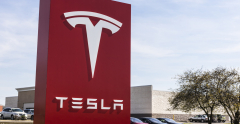 A crypto crutch for Tesla? How a 30% Bitcoin rally is propping up a challenging earnings picture