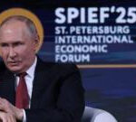 Steve Rosenberg: Russian government clearly nervous as country faces economic challenges