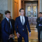 Josh Hawley says he had ‘good chat’ with Trump after dustup over stock trading bill