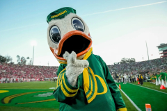 ESPN highlights how Oregon Ducks can impress College Football Playoff committee in 2025