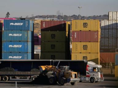 US tariffs put 30,000 South African jobs at risk, officials say