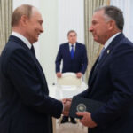 Trump’s envoy Witkoff meets Putin ahead of ceasefire deadline