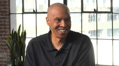 Mychal Thompson gives warning about Pat Riley’s upcoming Lakers statue