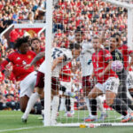 Arsenal beats Manchester United in Premier League opener