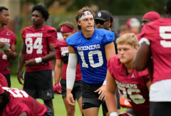 Watch Oklahoma QB John Mateer give Sooners teammates Beats By Dre