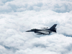 Polish Army Pilot killed as F-16 jet crashes during airshow preparation