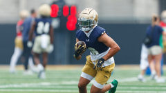 Watch: Notre Dame QB CJ Carr and Jordan Faison connect on key 2-yard touchdown pass