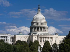 Left and right are joining forces to ban lawmakers from trading stock