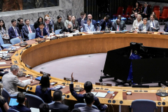 UN sanctions on Iran set to return after failed delay bid